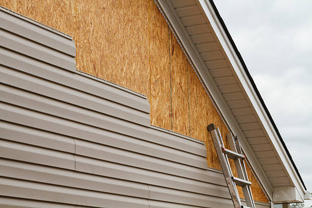 24/7 Emergency Storm Damage Siding Repair experts in Winterville, NC